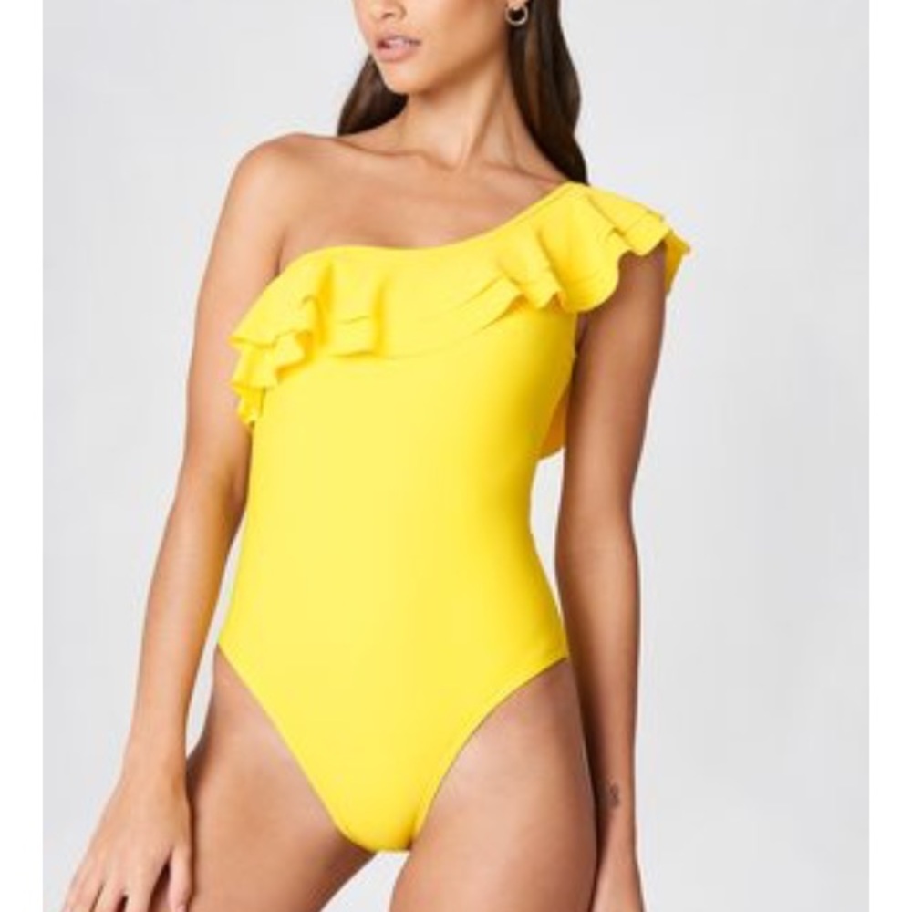 One Shoulder Ruffle Swimsuit